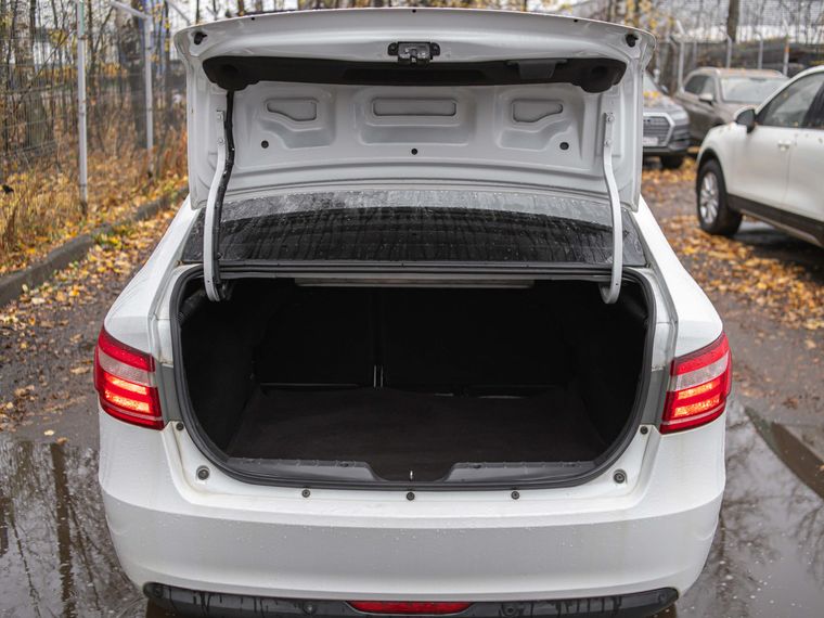 ВАЗ (LADA) Vesta 2017 года, 86 798 км - вид 12