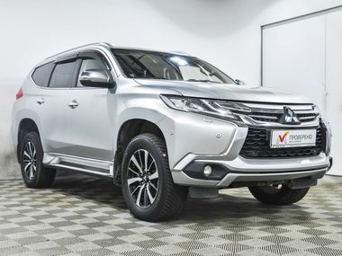 Mitsubishi Pajero Sport 2018 года, 169 095 км - вид 3