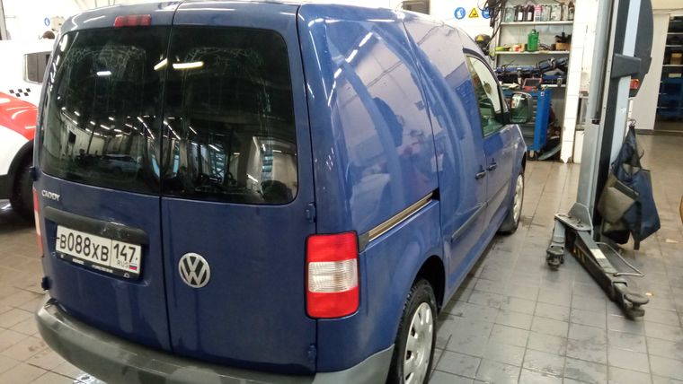 Volkswagen Caddy 2010 года, 316 442 км - вид 3