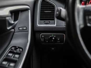Volvo XC60 2014 года, 324 475 км - вид 10