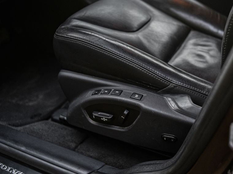 Volvo XC60 2014 года, 324 475 км - вид 11