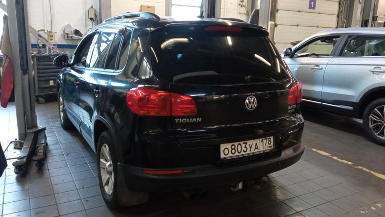 Volkswagen Tiguan 2013 года, 284 972 км - вид 4