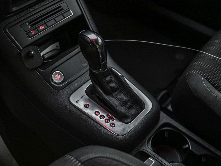 Volkswagen Tiguan 2013 года, 284 972 км - вид 10