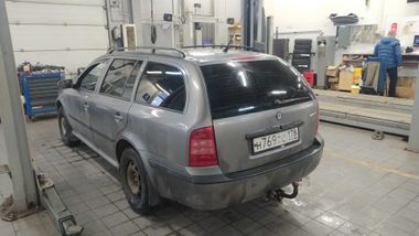 Skoda Octavia 2008 года, 536 210 км - вид 4
