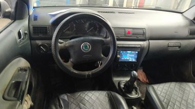 Skoda Octavia 2008 года, 536 210 км - вид 5