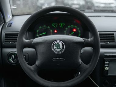 Skoda Octavia 2008 года, 536 210 км - вид 6