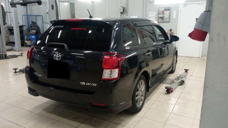 Toyota Corolla Fielder 2014 года, 111 000 км - вид 3