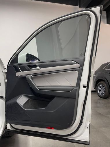 Volkswagen Tayron 2023 года, 10 553 км - вид 22