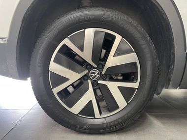 Volkswagen Tayron 2023 года, 10 553 км - вид 28