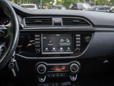 KIA Rio 2018 года, 118 527 км - вид 8