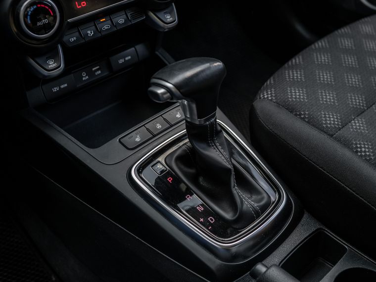 KIA Rio 2018 года, 118 527 км - вид 11