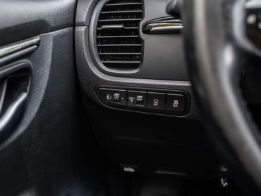 KIA Rio 2018 года, 118 527 км - вид 13