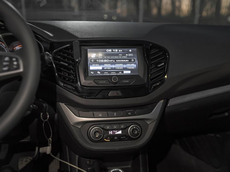 ВАЗ (LADA) Vesta Cross 2018 года, 147 000 км - вид 9