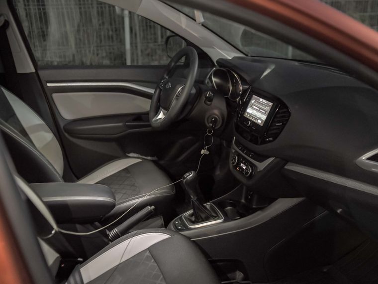 ВАЗ (LADA) Vesta Cross 2018 года, 147 000 км - вид 13