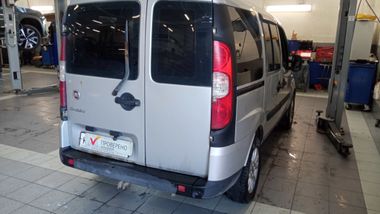 FIAT Doblo 2013 года, 184 506 км - вид 3