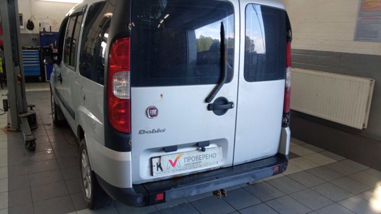 FIAT Doblo 2013 года, 184 506 км - вид 4