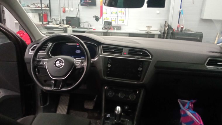 Volkswagen Tiguan 2017 года, 161 292 км - вид 5