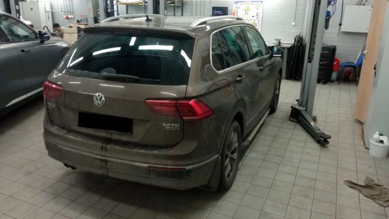 Volkswagen Tiguan 2017 года, 161 292 км - вид 3