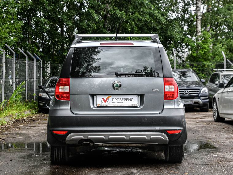 Skoda Yeti 2011 года, 120 607 км - вид 4