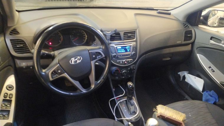 Hyundai Solaris 2015 года, 117 123 км - вид 5