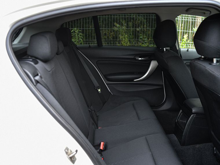 BMW 1 серия 2012 года, 158 128 км - вид 10