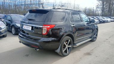 Ford Explorer 2014 года, 147 400 км - вид 4