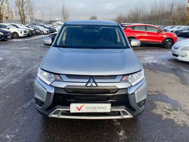 Mitsubishi Outlander 2021 года, 45 986 км - вид 3