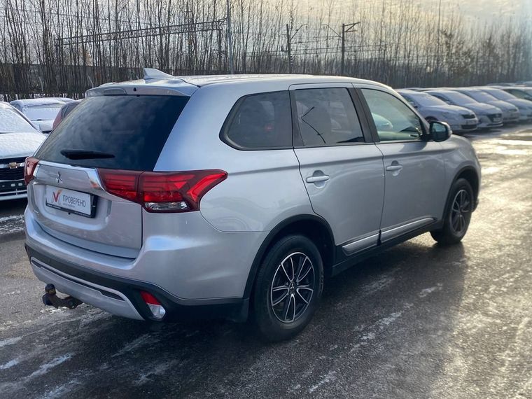 Mitsubishi Outlander 2021 года, 45 986 км - вид 4