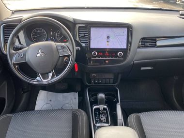 Mitsubishi Outlander 2021 года, 45 986 км - вид 7