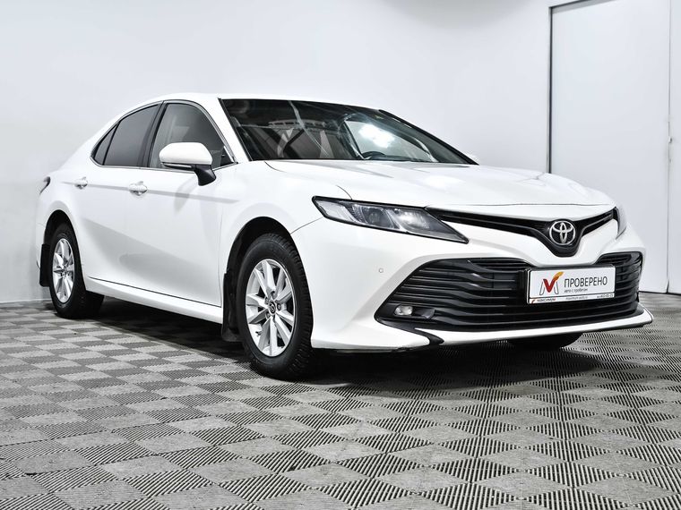 Toyota Camry 2019 года, 102 051 км - вид 4