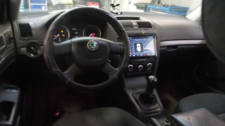 Skoda Octavia 2011 года, 301 196 км - вид 5
