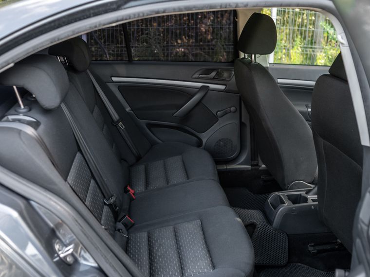 Skoda Octavia 2011 года, 301 196 км - вид 11