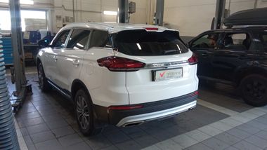 Geely Atlas Pro 2023 года, 27 598 км - вид 4