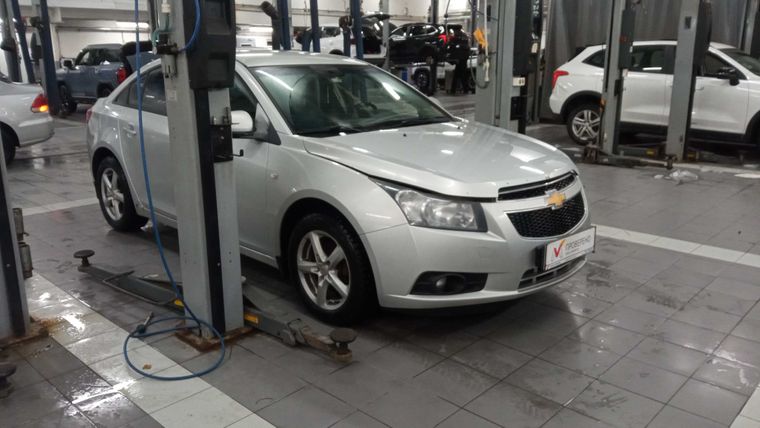 Chevrolet Cruze 2012 года, 215 721 км - вид 3