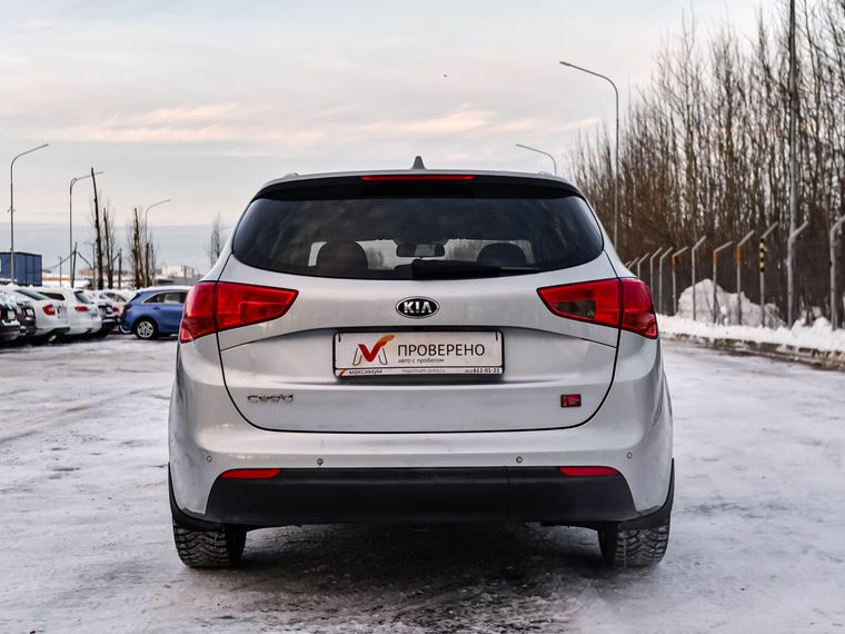 KIA Ceed 2018 года, 106 045 км - вид 4