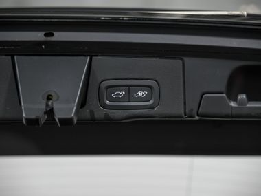 Volvo XC60 2019 года, 123 219 км - вид 22