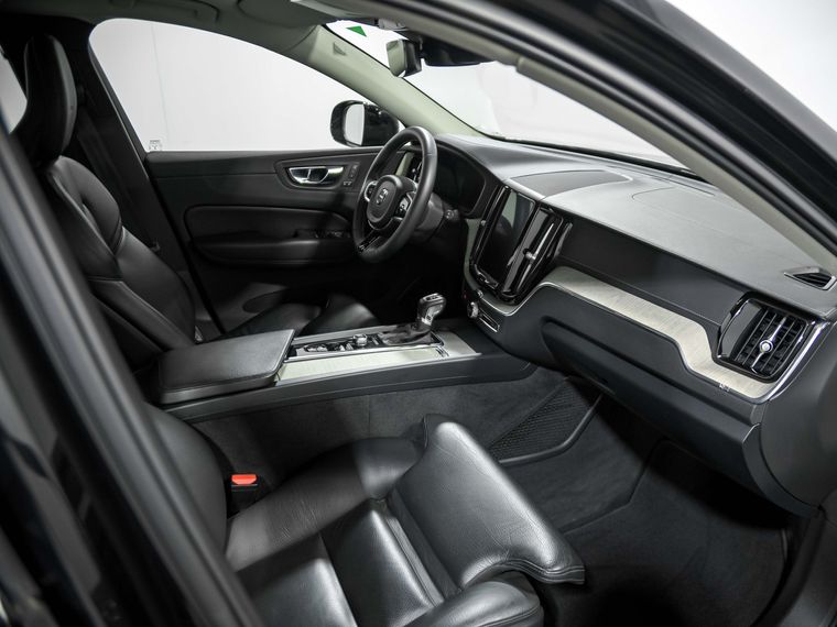 Volvo XC60 2019 года, 123 219 км - вид 18