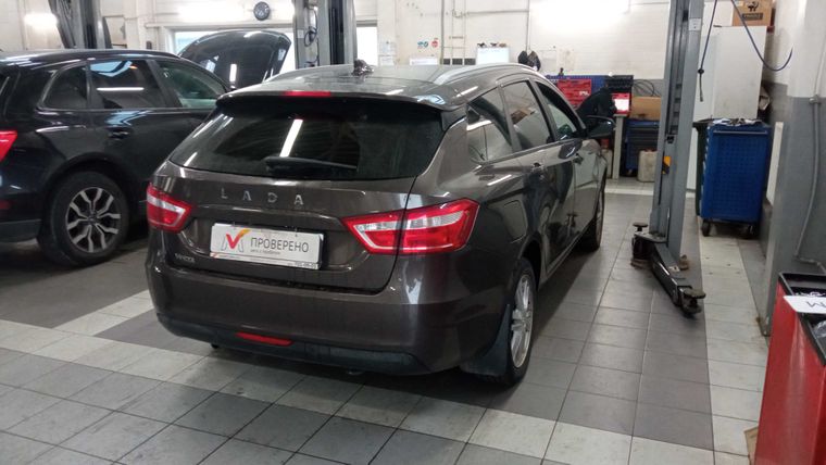 ВАЗ (LADA) Vesta 2018 года, 52 346 км - вид 3