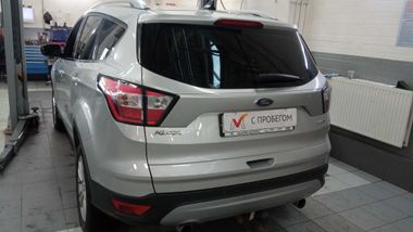 Ford Kuga 2018 года, 68 000 км - вид 4
