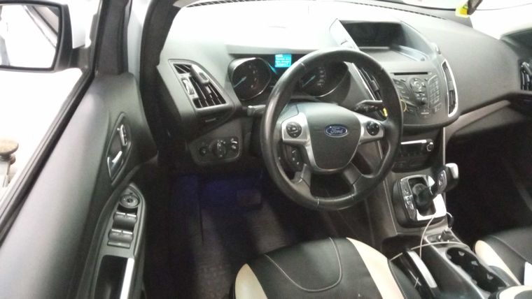 Ford Kuga 2015 года, 158 838 км - вид 5