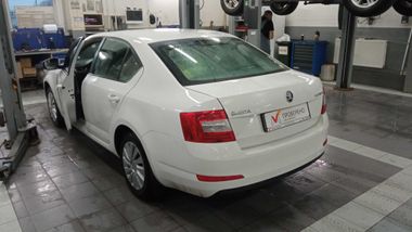 Skoda Octavia 2015 года, 142 528 км - вид 4