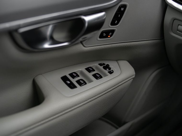 Volvo V90 Cross Country 2017 года, 248 591 км - вид 11