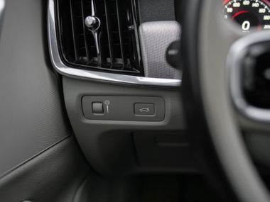 Volvo V90 Cross Country 2017 года, 248 591 км - вид 12