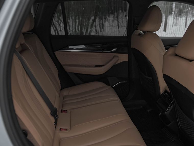 Geely Monjaro 2023 года, 57 593 км - вид 15