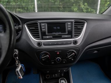 Hyundai Solaris 2018 года, 119 718 км - вид 7