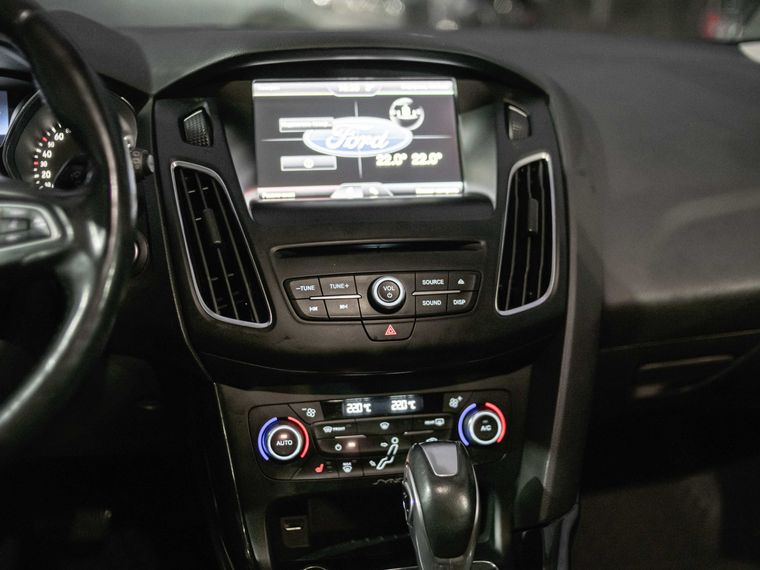 Ford Focus 2015 года, 161 318 км - вид 7