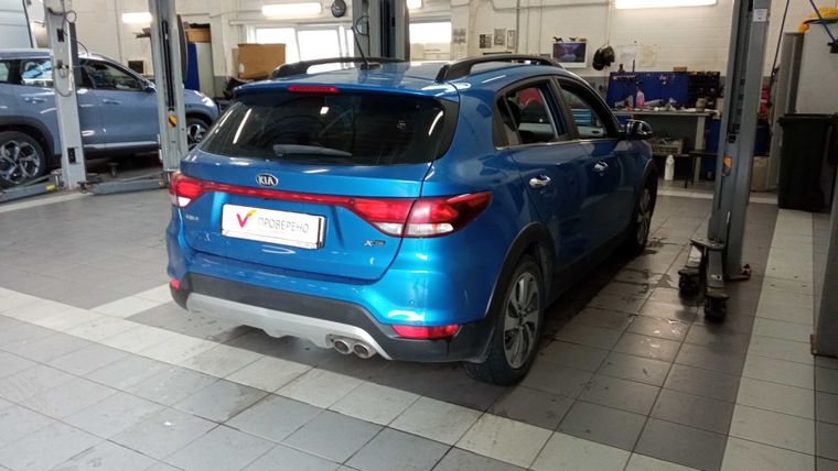 KIA Rio X-Line 2018 года, 115 038 км - вид 3