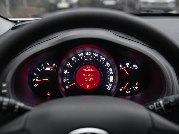 KIA Sportage 2011 года, 226 481 км - вид 5