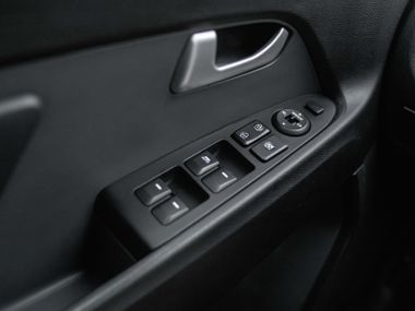 KIA Sportage 2011 года, 226 481 км - вид 12