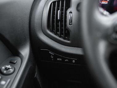 KIA Sportage 2011 года, 226 481 км - вид 13